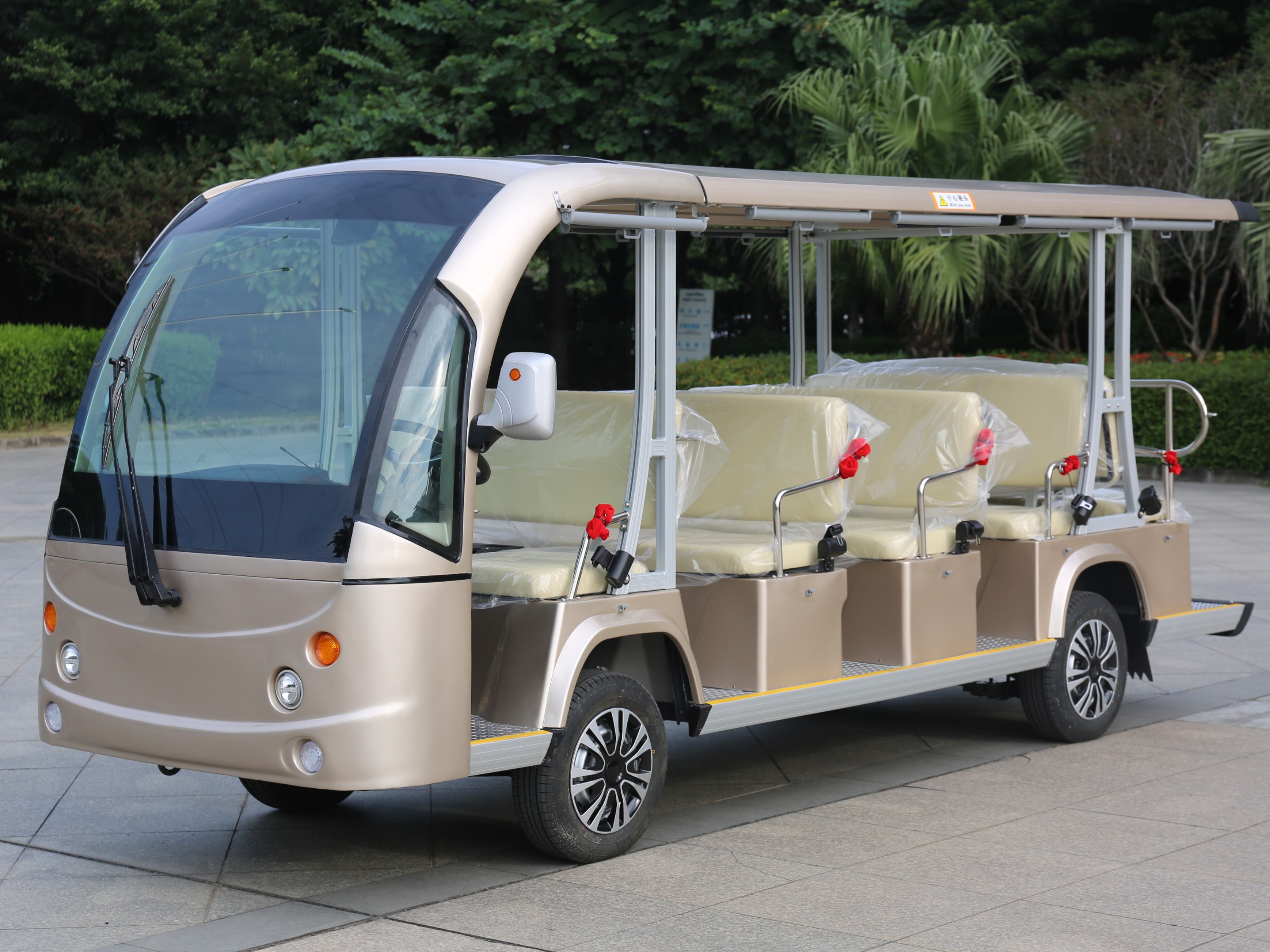 電動(dòng)觀光車選什么品牌好？