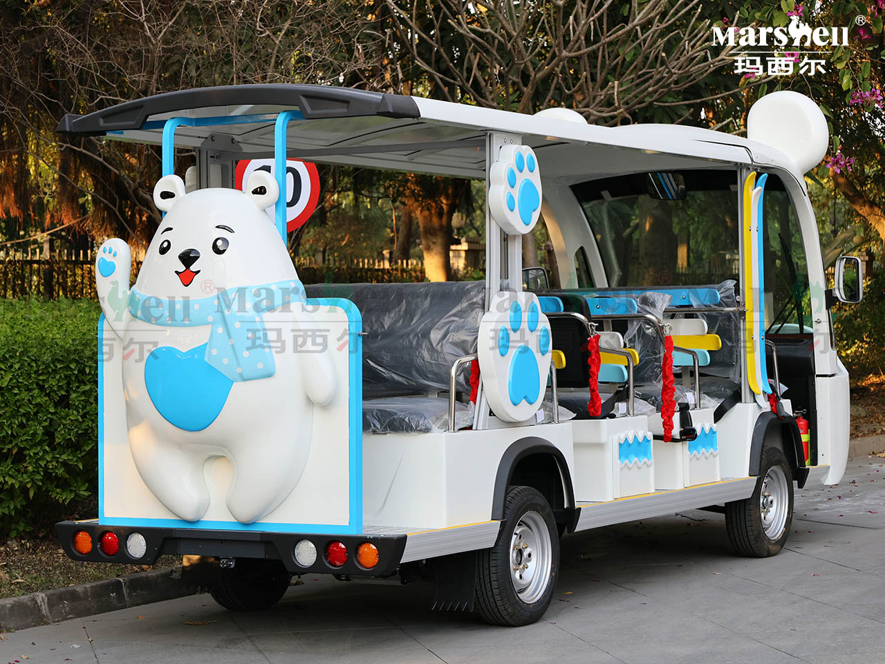北極熊主題造型電動(dòng)觀光車