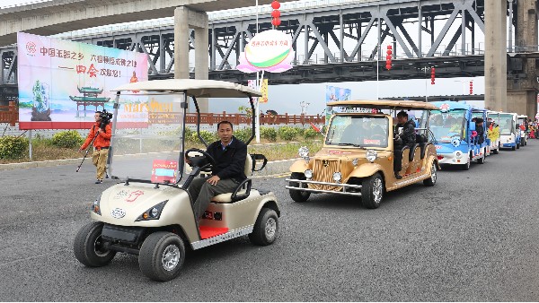 瑪西爾 | 駕駛電動(dòng)觀光車(chē)、巡邏車(chē)等的注意事項(xiàng)