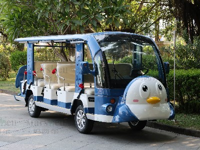 企鵝造型電動(dòng)觀光車