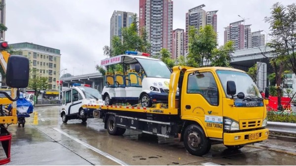 瑪西爾巡邏車搭檔深圳街道巡邏隊(duì)伍，無懼冰冷風(fēng)雨躋身“疫”線