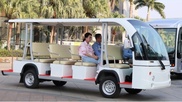 電動(dòng)觀光車價(jià)格解析與推廣：景區(qū)綠色出行的經(jīng)濟(jì)之選